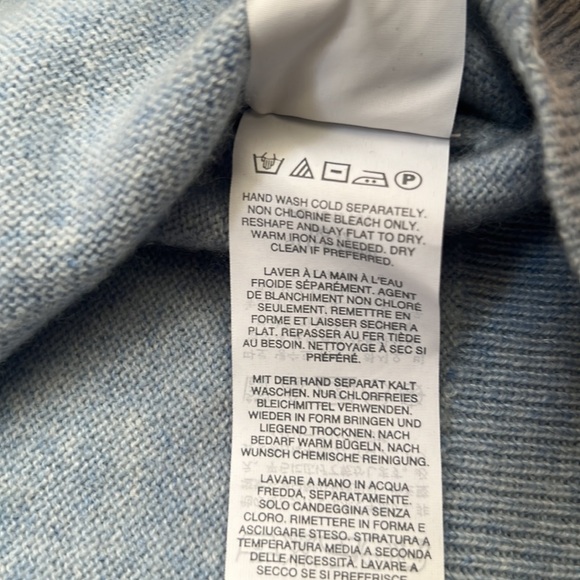 J. Crew long sleeve n-neck blue sweater, 100% cashmere, Size Small - Picture 13 of 16